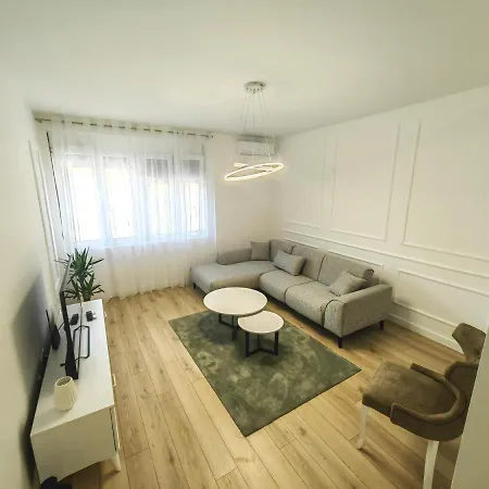 Luxury 2 Podgorica